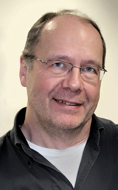 Werner Brodesser - Medium